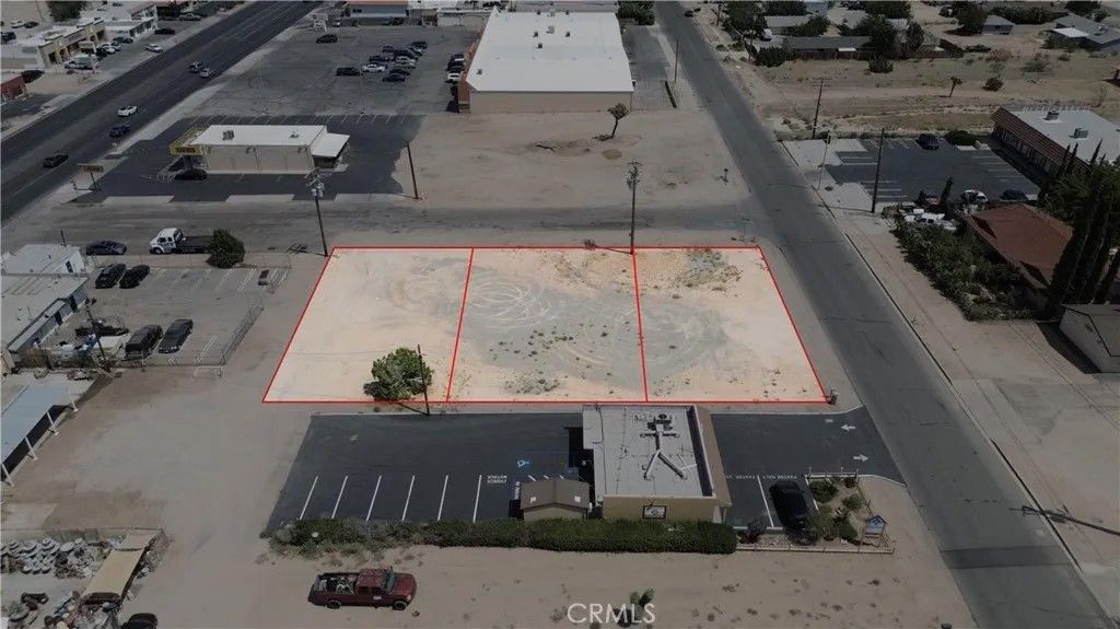 Photo of 0 Walnut, Hesperia, CA 92345 (MLS # HD26044649)