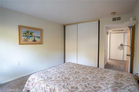 Tiny photo for 327 Chestnut Hill #22, Thousand Oaks, CA 91360 (MLS # FR25223157)
