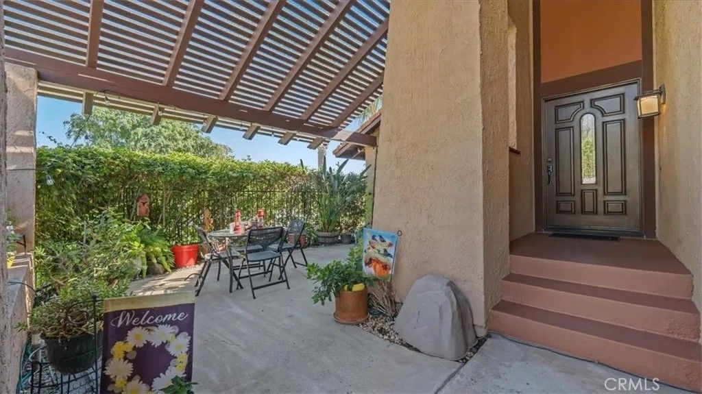 Photo of 10121 Banyan St, Alta Loma, CA 91737 (MLS # CV25223074)