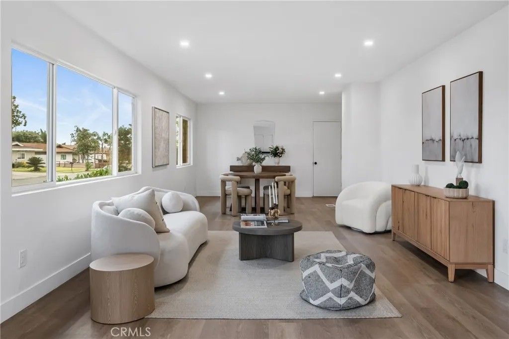 Photo of 9092 Tangelo Ave, Fontana, CA 92335 (MLS # AR26001606)