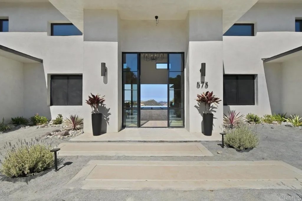 573 Lilac Ranch Rd