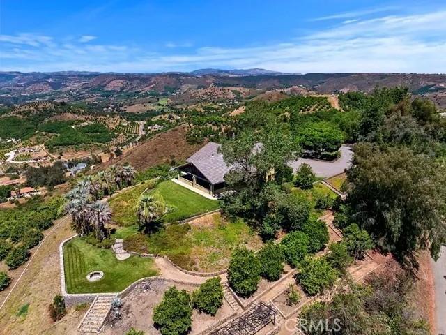 44665 La Cruz Drive