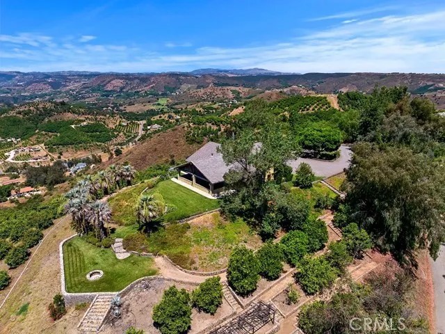 44665 La Cruz Drive