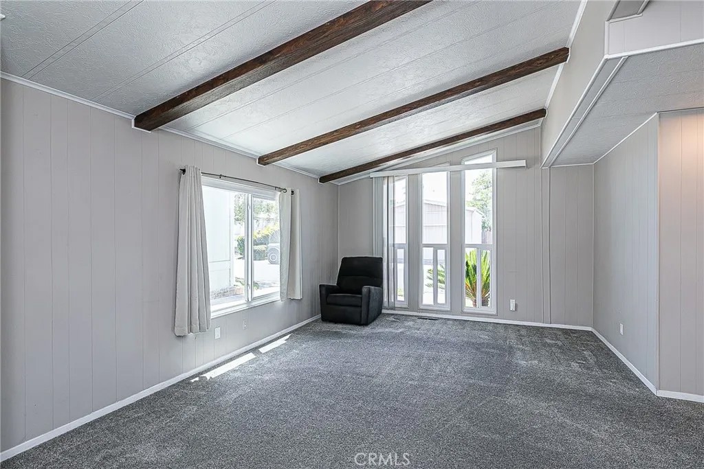 4044 Cherry Hill