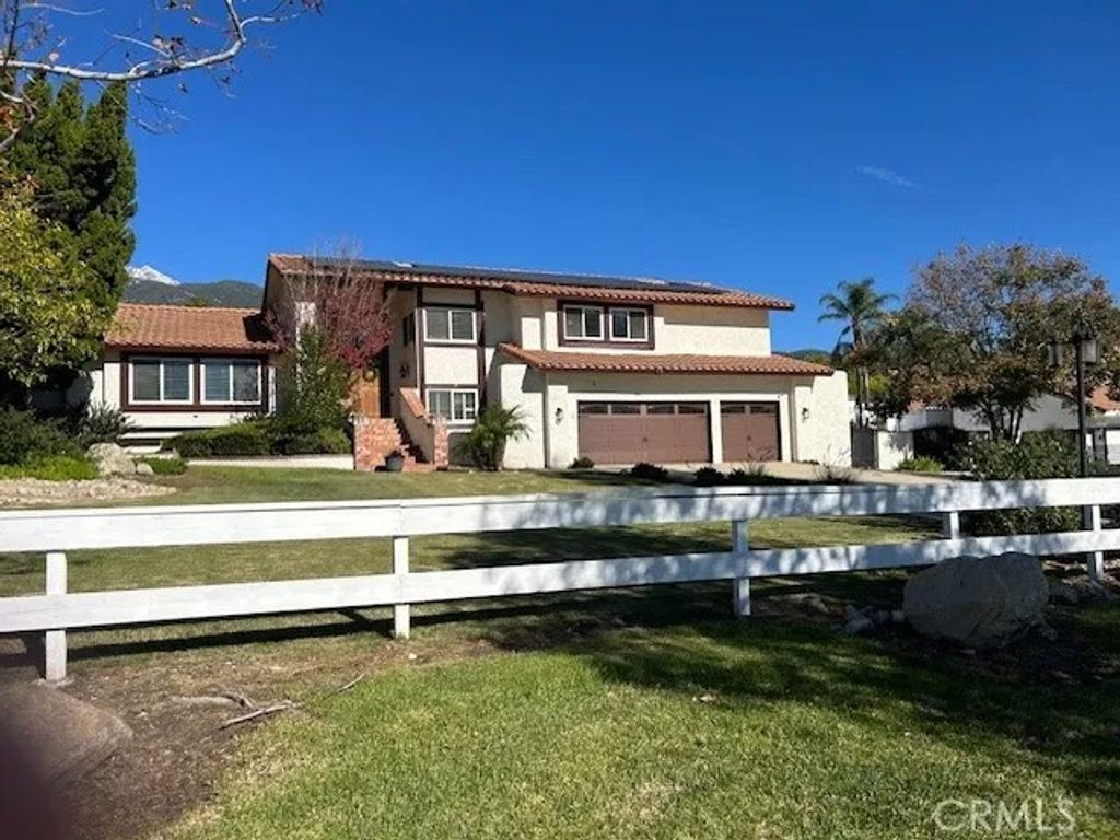 Photo of 10902 Wilson Ave, Rancho Cucamonga, CA 91737 (MLS # IV25266500)