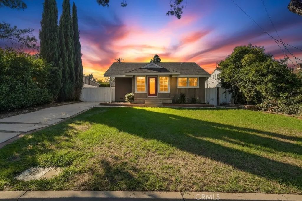 Photo of 26417 Governor, Harbor City, CA 90710 (MLS # SB25252243)