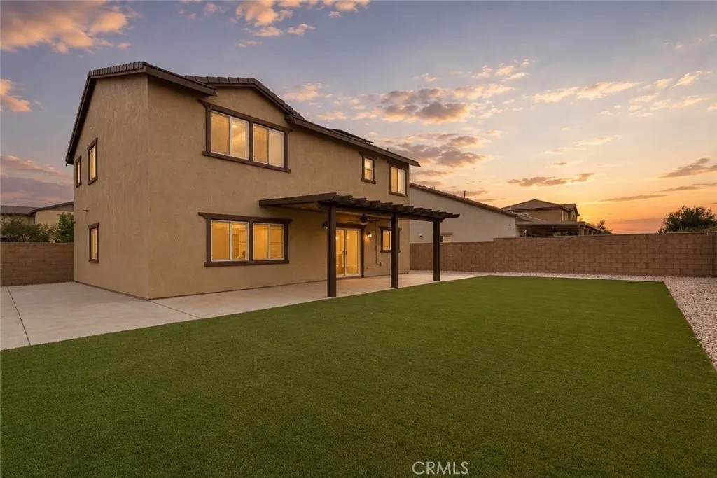 11892 Espola Place
