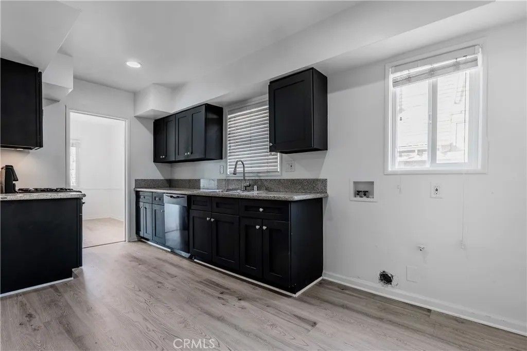 Photo of 2916 Halldale, Los Angeles, CA 90018 (MLS # OC25278602)