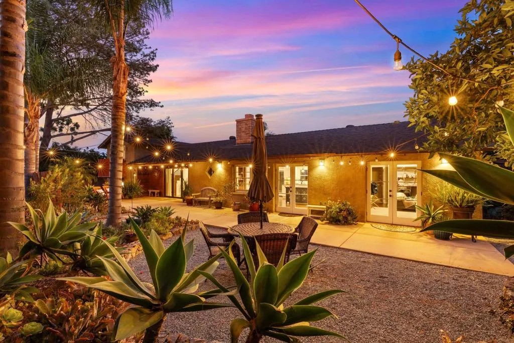 1567 Crest Drive