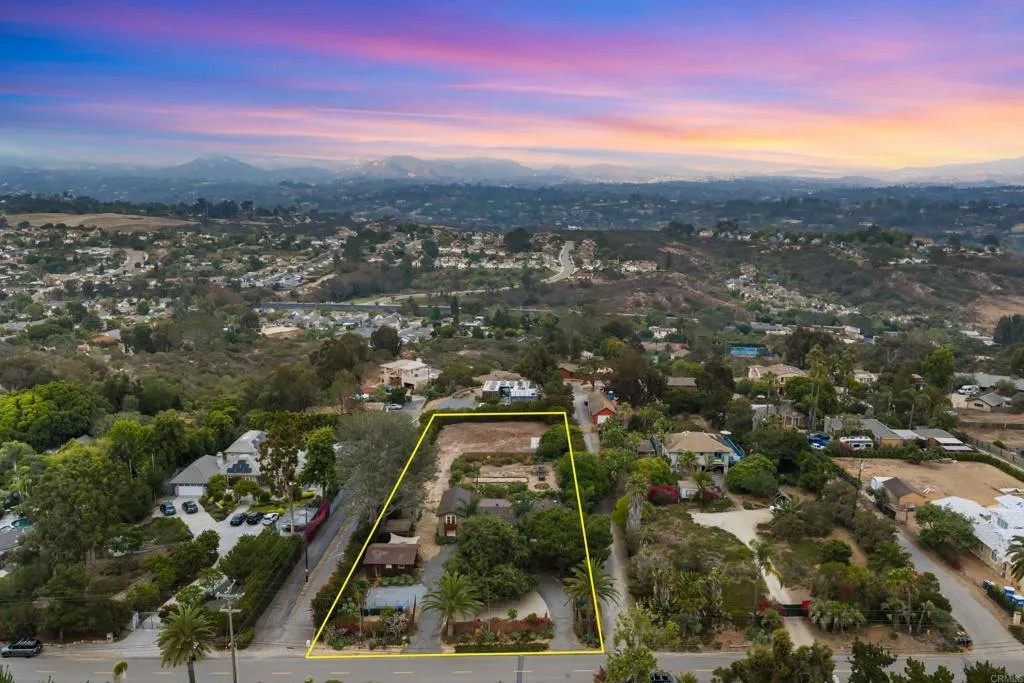 1567 Crest Drive