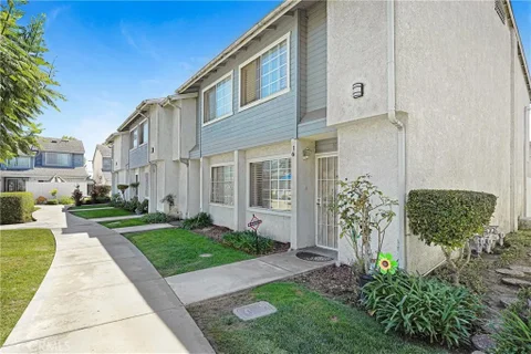 810 W Compton Blvd Unit 16, Compton, CA 90220 - #: PW26169436