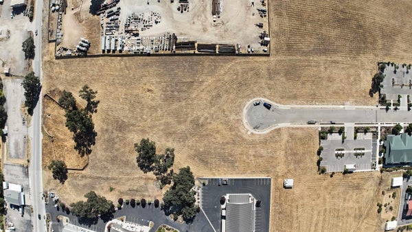 ADDRESS PRIVATE, TEMPLETON, CA 93465 - Image 4cfe08314c4edaac1ea498e4daeb8704/263173866