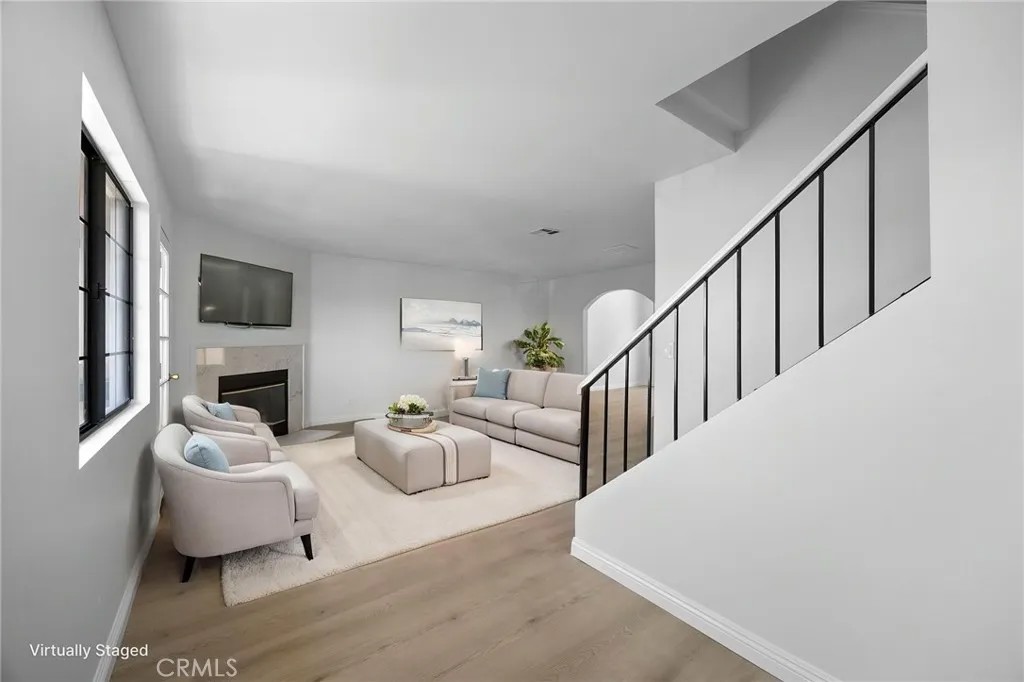 11033 Old River School Road 8