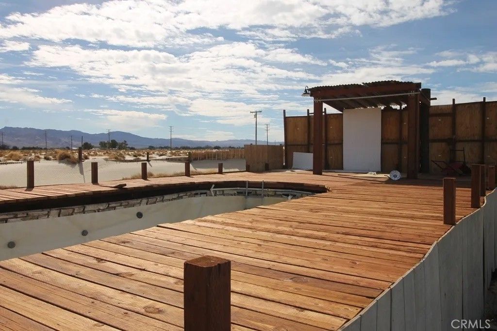 Photo of 46160 Palma Vista Road, Newberry Springs, CA 92365 (MLS # HD26022351)