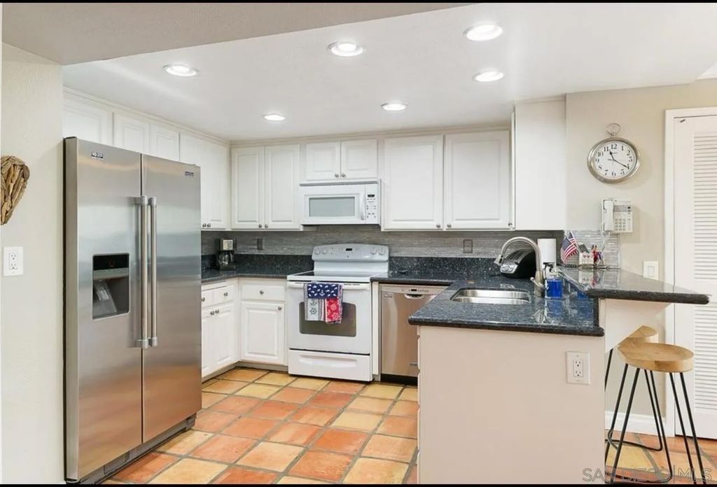Photo of 41 Kingston Court, Coronado, CA 92118 (MLS # 250041884)