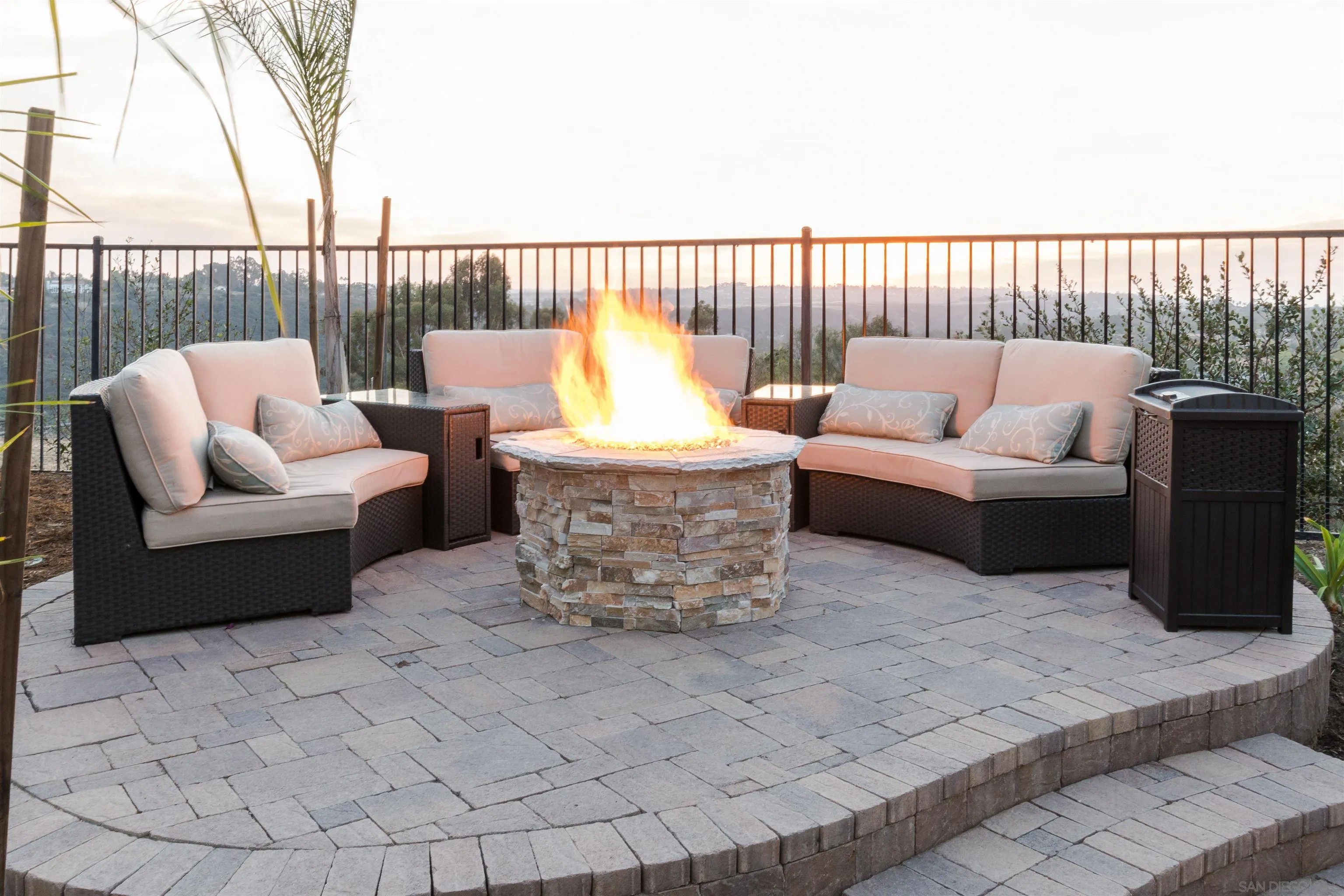 7359 Rancho Catalina Trl