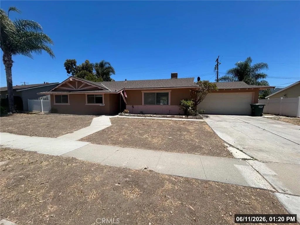 Photo of 554 Dorena DR, Newbury Park, CA 91320 (MLS # SC26150977)