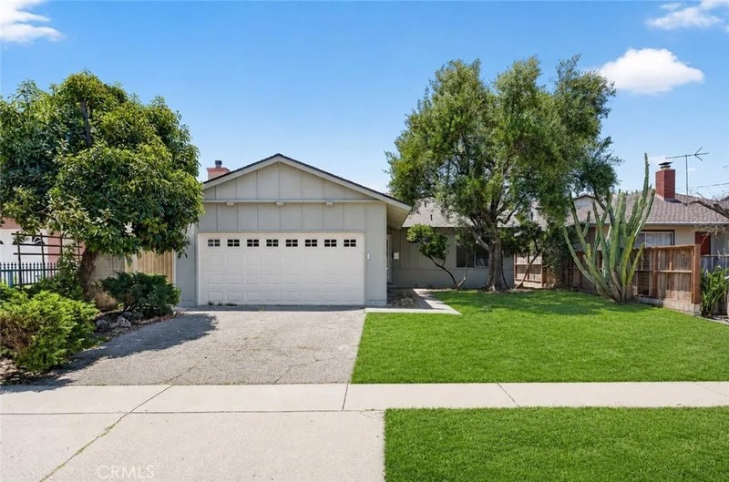 4529 Bartlett