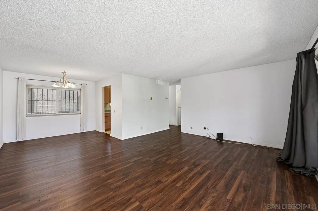 Photo of 2530 Clairemont Dr #303, San Diego, CA 92117 (MLS # 260004647)