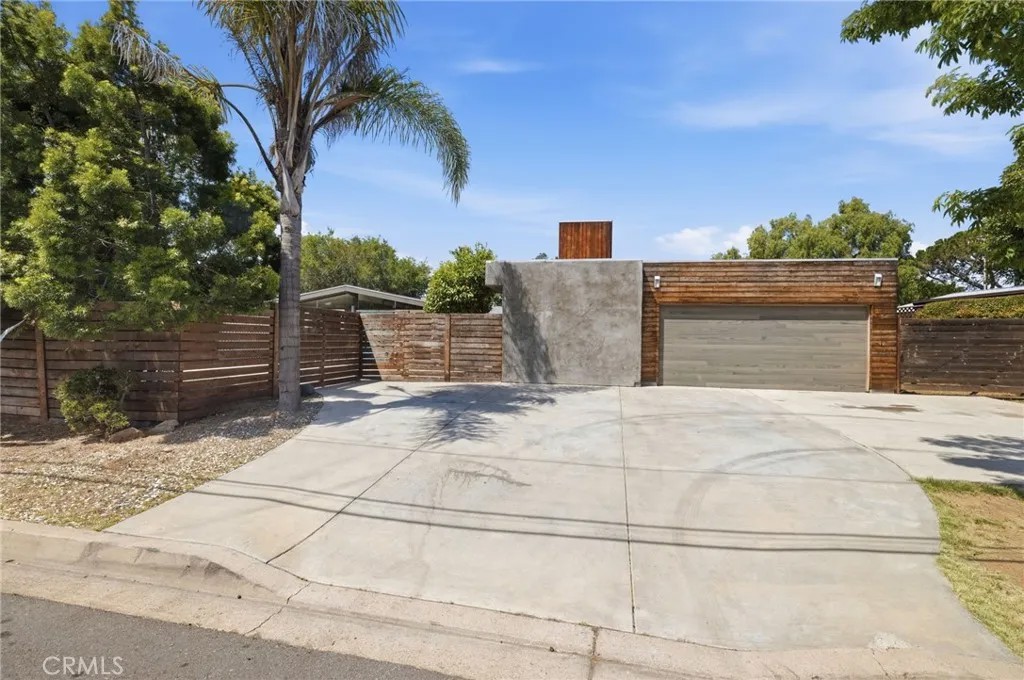 196 Santa Clara Drive