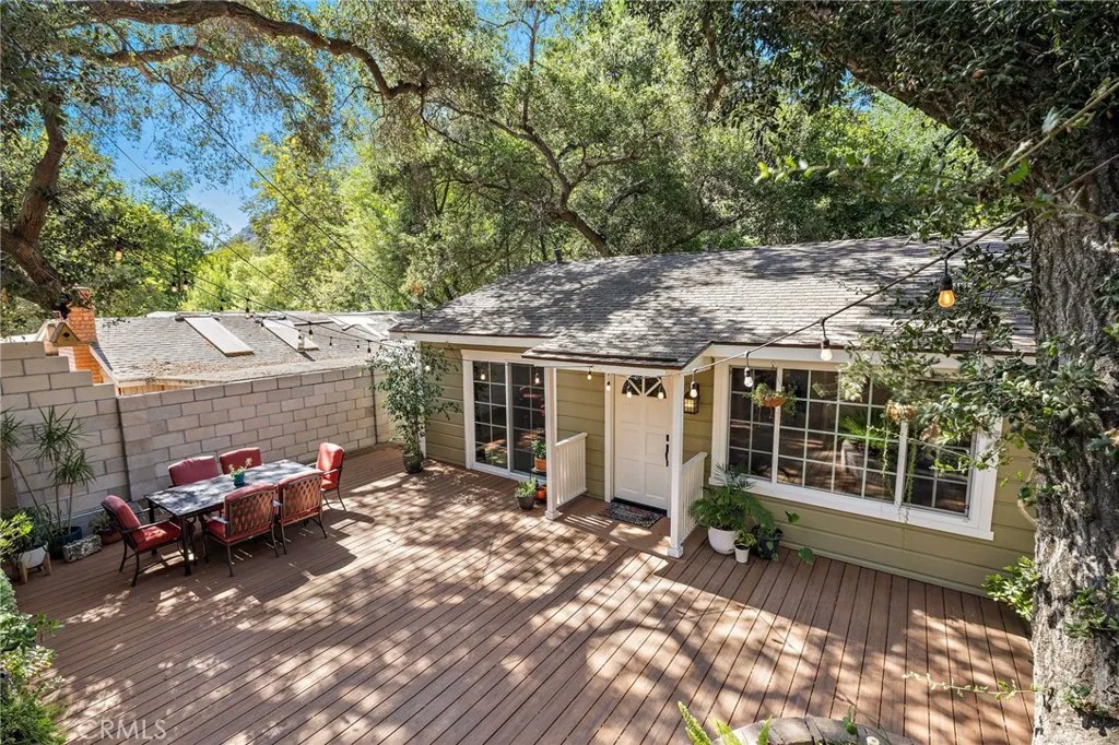 29151 Sleepy Hollow Street