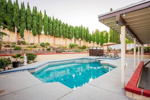 Tiny photo for 23132 Posada Dr, Valencia, CA 91354 (MLS # SR25251781)