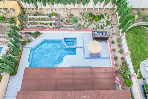 Tiny photo for 23132 Posada Dr, Valencia, CA 91354 (MLS # SR25251781)