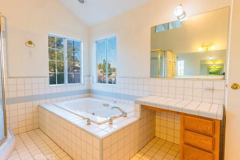 Tiny photo for 23132 Posada Dr, Valencia, CA 91354 (MLS # SR25251781)