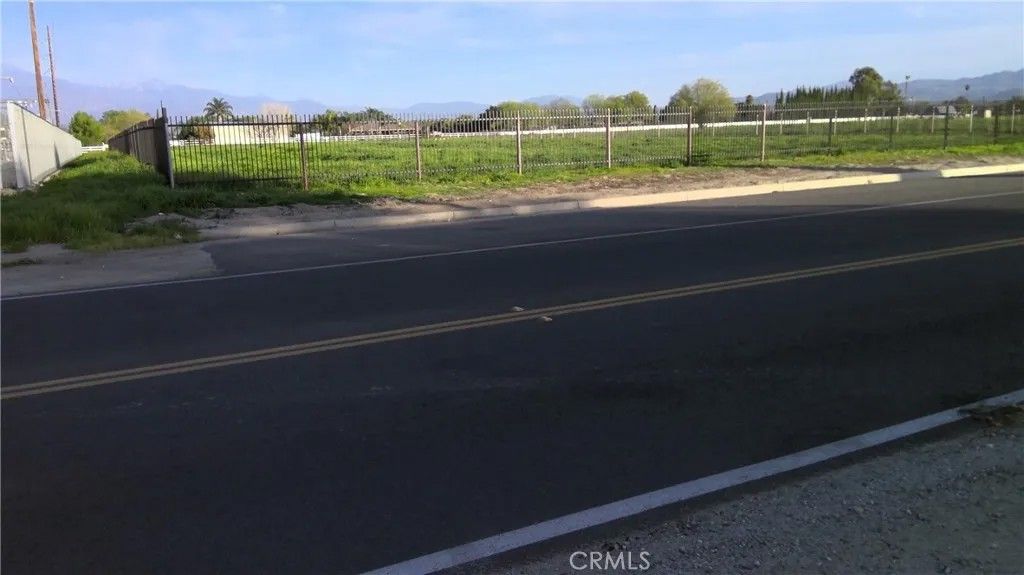 Photo of 3 N Lyon, Hemet, CA 92543 (MLS # SW26025454)