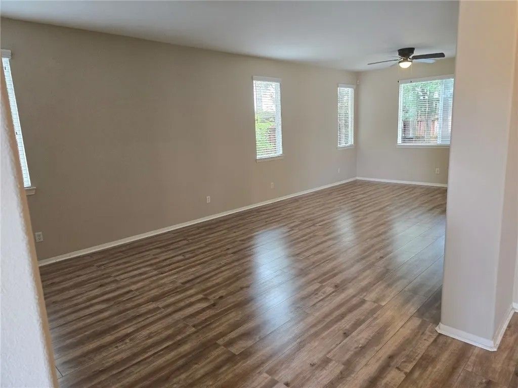 Photo of 31487 River Rock Ct, Murrieta, CA 92563 (MLS # OC25221474)