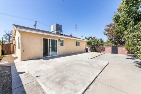 Tiny photo for 13200 Wentworth Street, Arleta, CA 91331 (MLS # SR26171582)