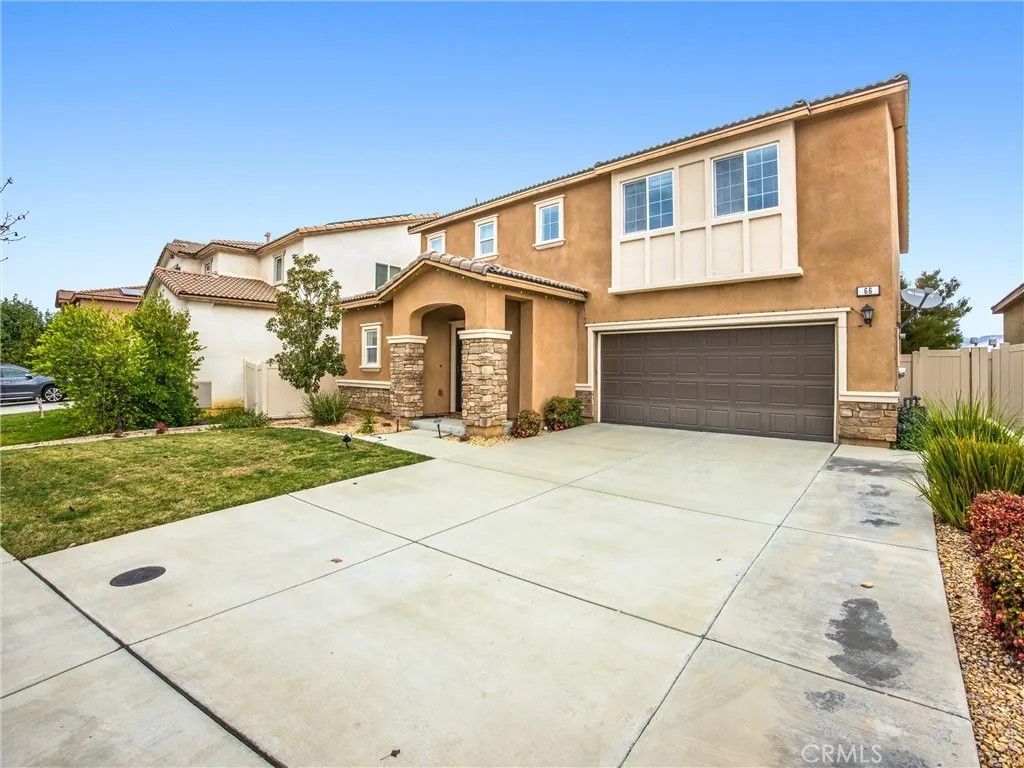 Photo of 66 Country Club Drive, Calimesa, CA 92320 (MLS # IV25282103)