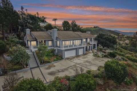 Photo of 1240 Vista Sierra Drive, El Cajon, CA 92019 (MLS # 260004160)