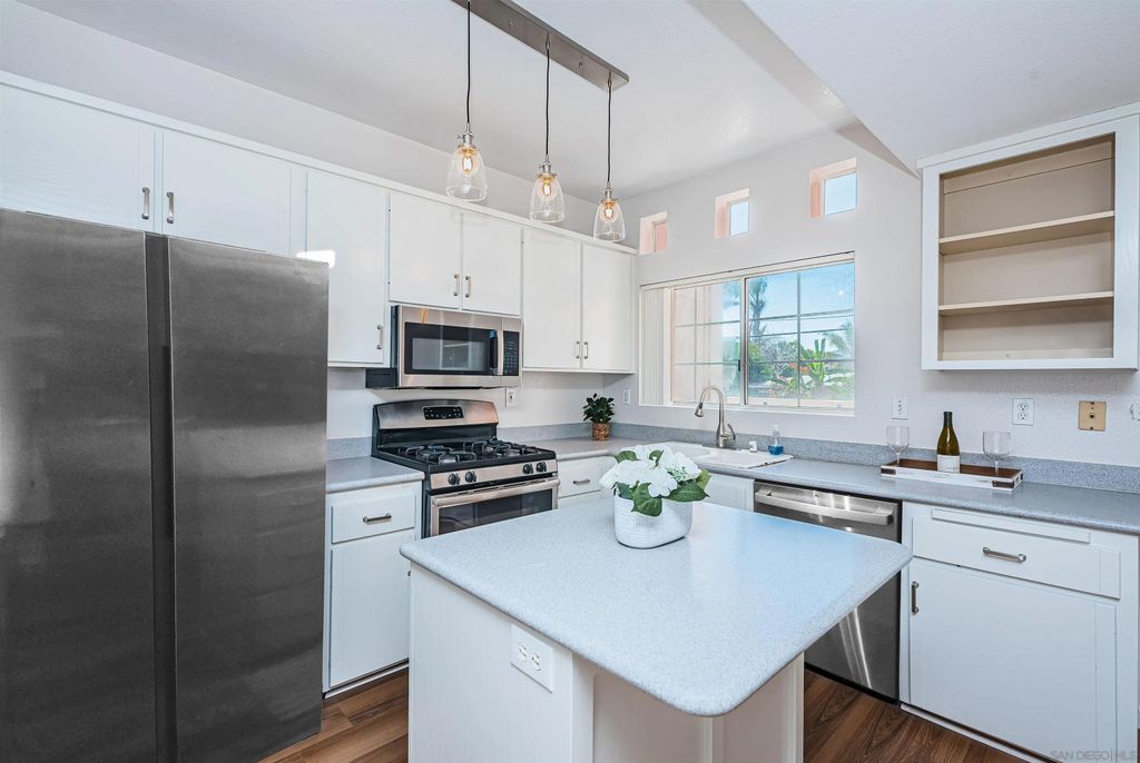 Photo of 221 Donax Ave #11, Imperial Beach, CA 91932 (MLS # 260012397)