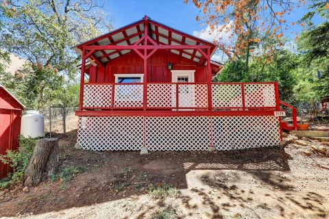 3174 Salton Vista Julian CA 92036