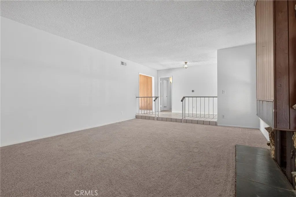 16622 Knollwood Drive