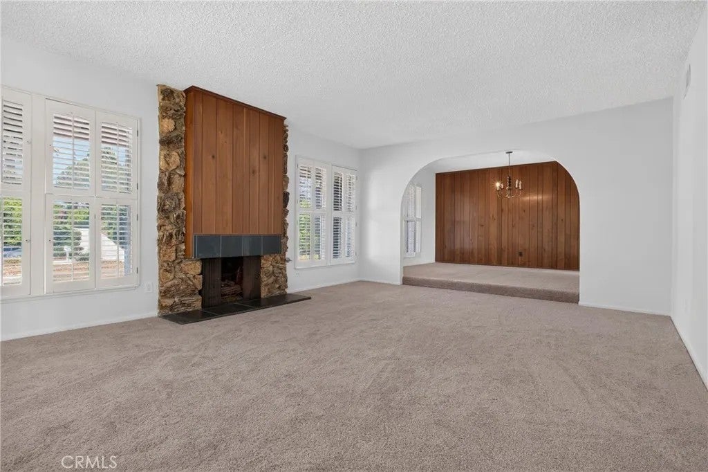 16622 Knollwood Drive