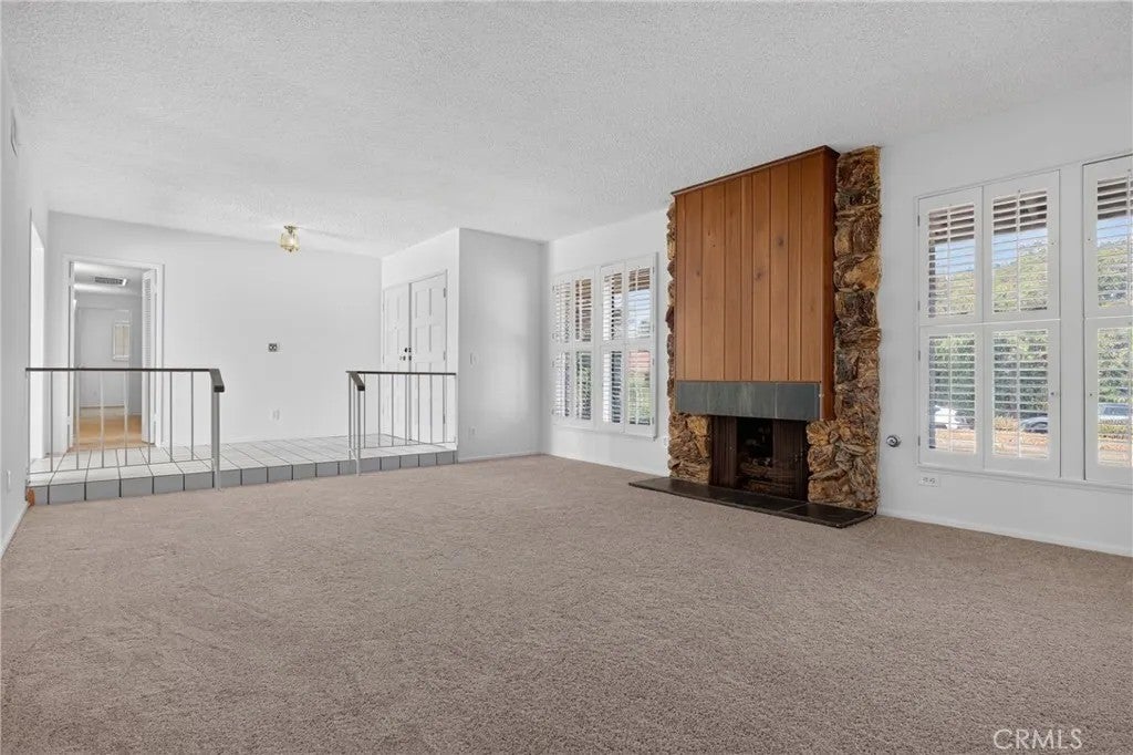 16622 Knollwood Drive