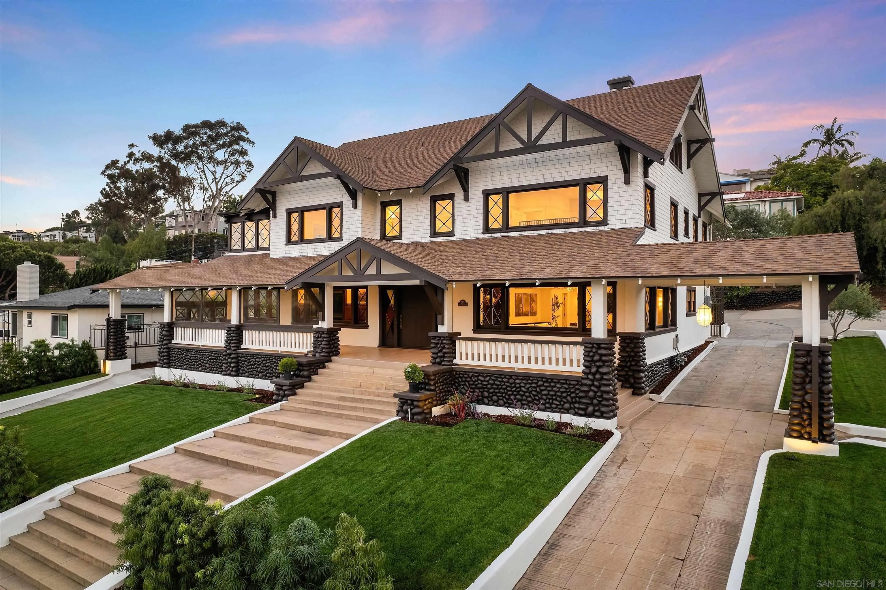 2274 Rosecrans