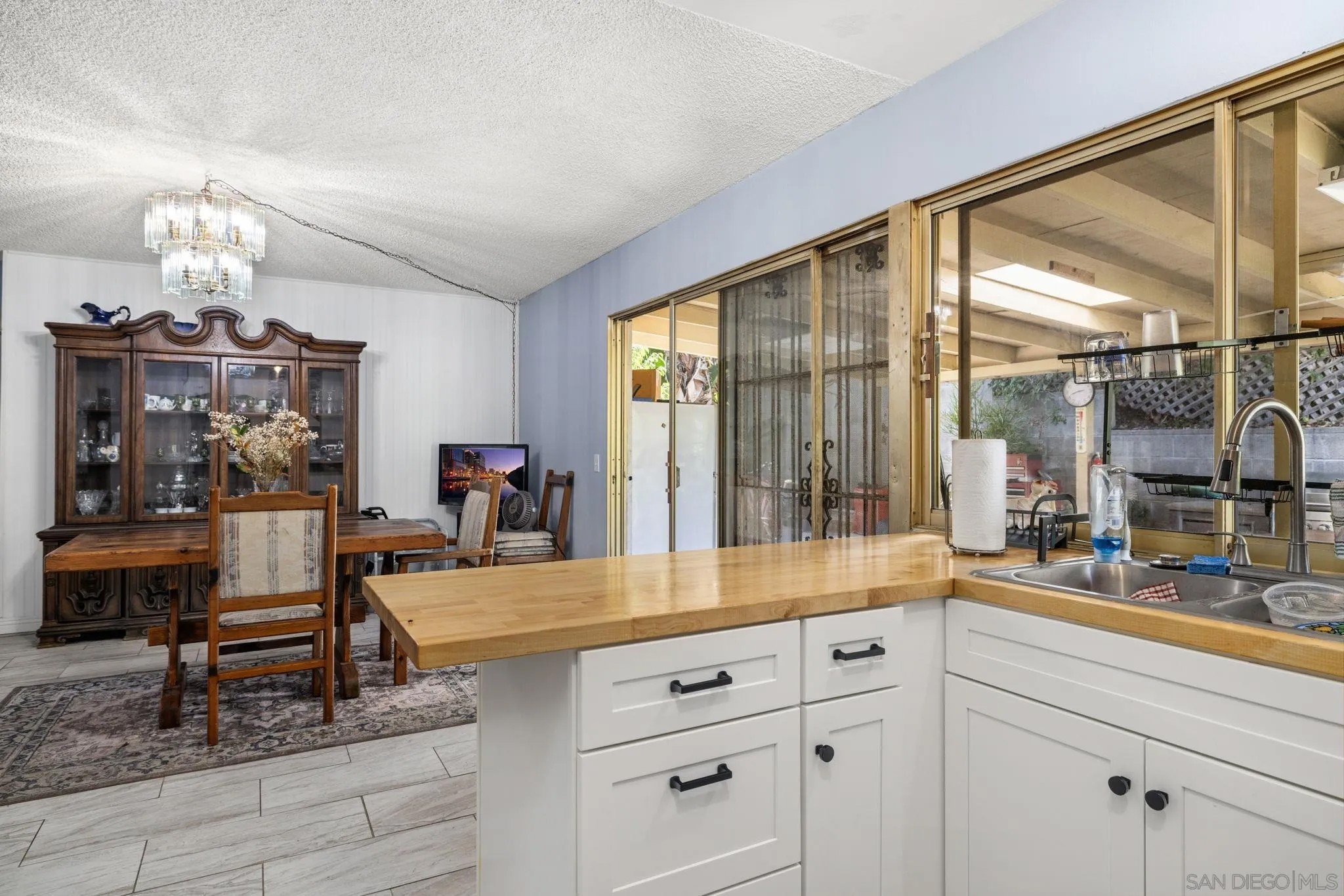 5360 S Burford