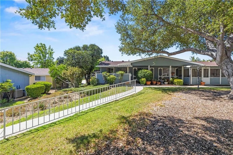 19231 Avenue Of The Oaks A