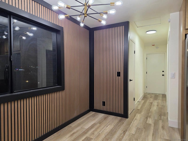 5210 Roswell