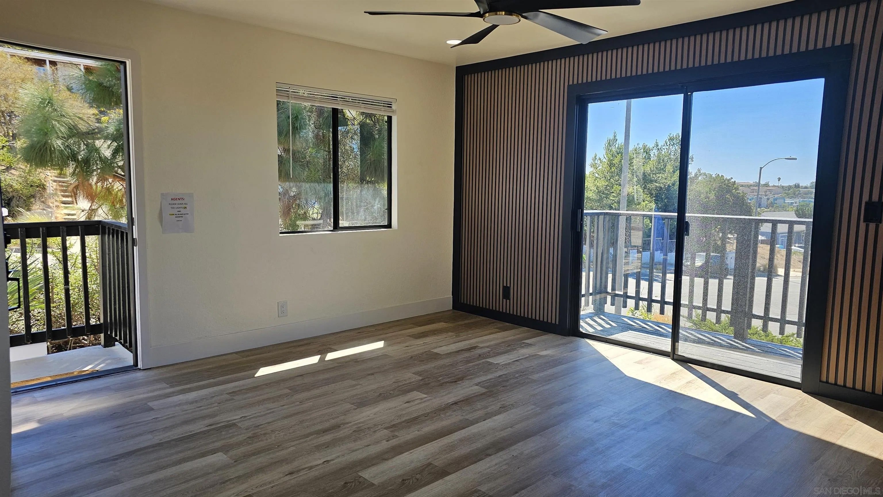 5210 Roswell