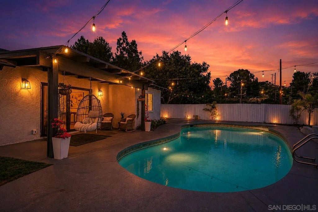 Photo of 343 Horizon Hills, El Cajon, CA 92020 (MLS # 260022434)