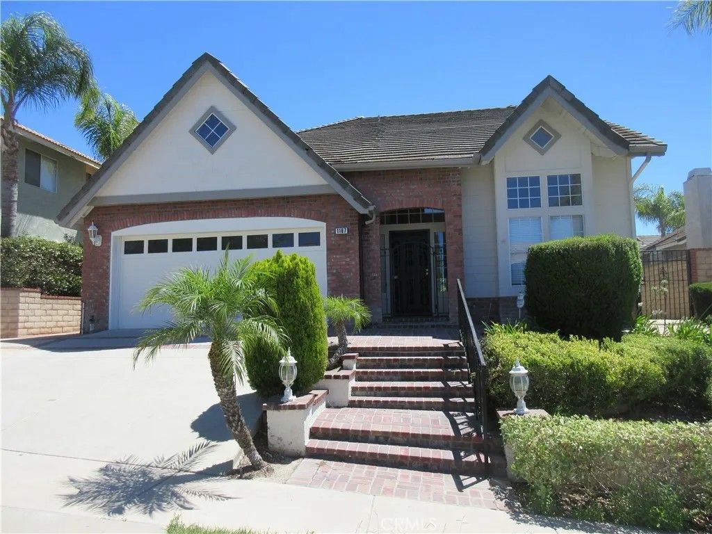 Photo of 1187 Bronwyn Dr, Corona, CA 92882 (MLS # PW26036196)