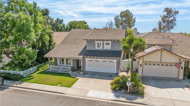 16 Westport