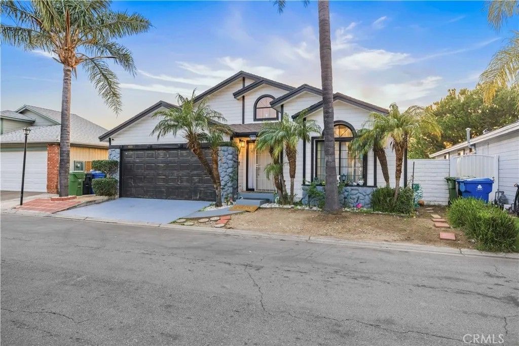 Photo of 13691 Gavina #433, Sylmar, CA 91342 (MLS # SR26052877)