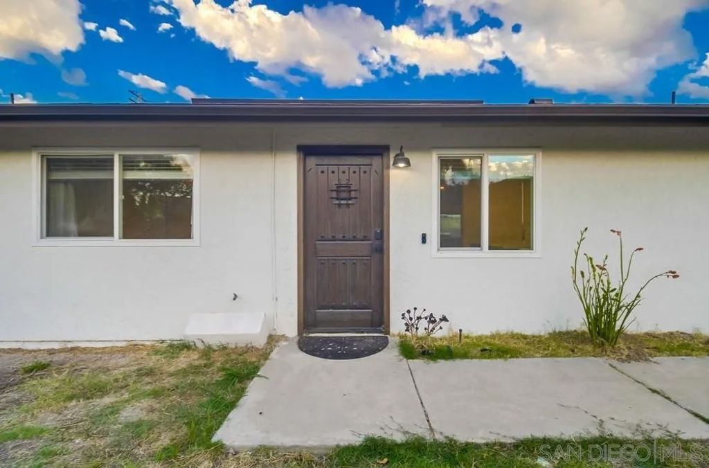 Photo of 6964 Mount Vernon St, Lemon Grove, CA 91945 (MLS # 250045066)