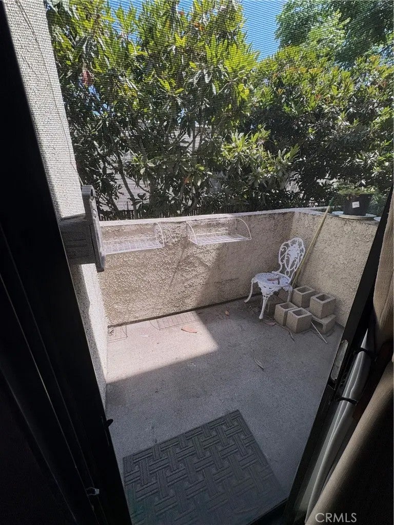 1118 Valencia Street 113