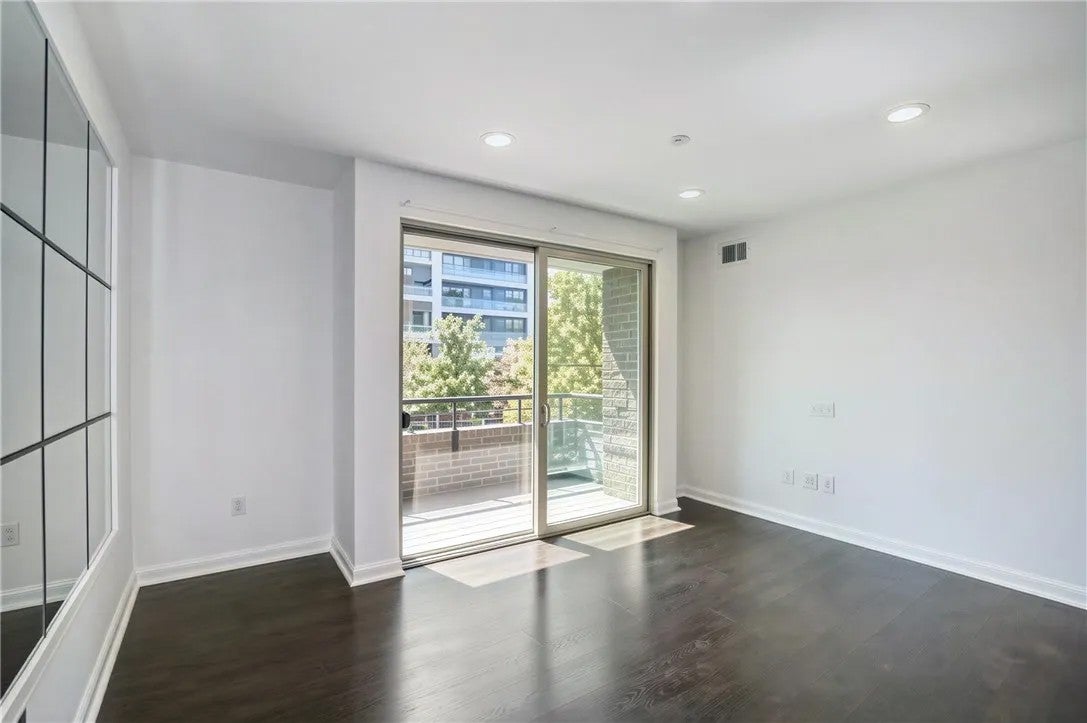 1480 Broadway 2224
